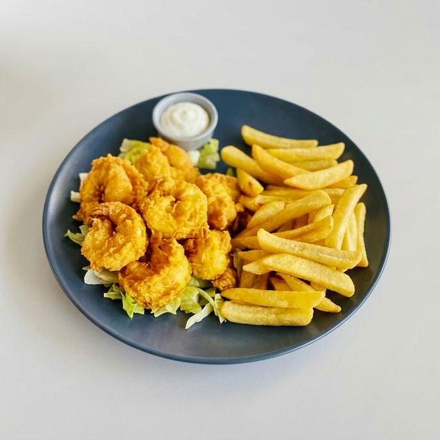 Chicharron de Camarones (Crispy Fried Shrimp).